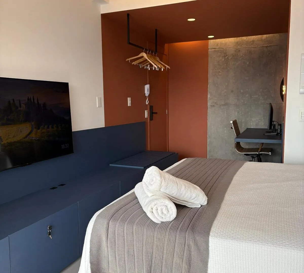 Apartamento Com Estacao De Trabalho E Vista Proximo A Faria Lima E Congonhas Sao Paulo Apartment