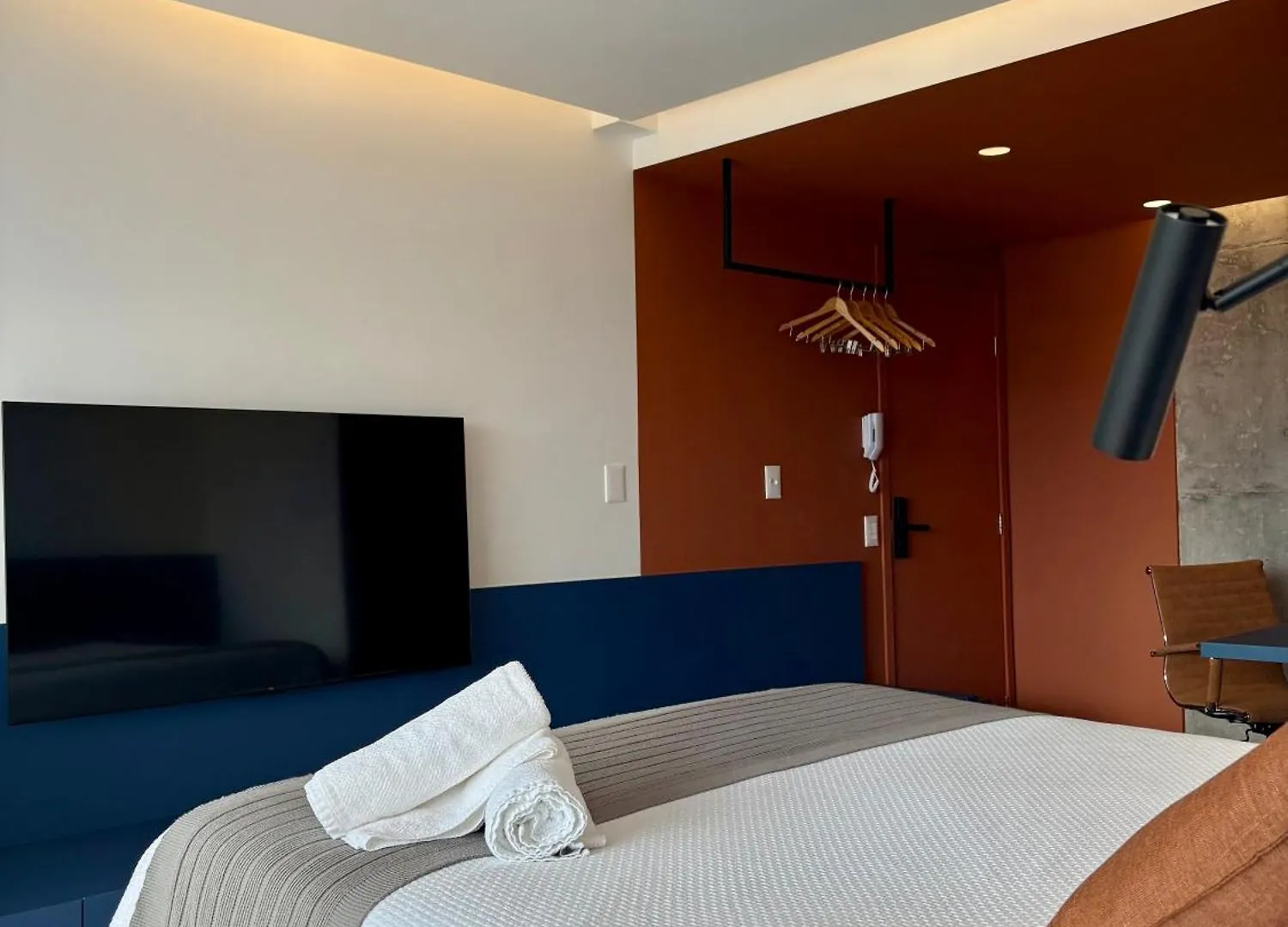 Apartamento Com Estacao De Trabalho E Vista Proximo A Faria Lima E Congonhas Sao Paulo 0*,